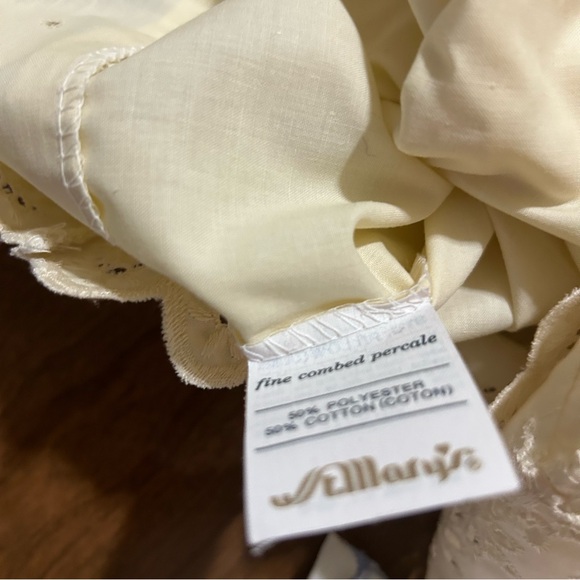 Vintage Pillowcase bundle - Picture 4 of 9